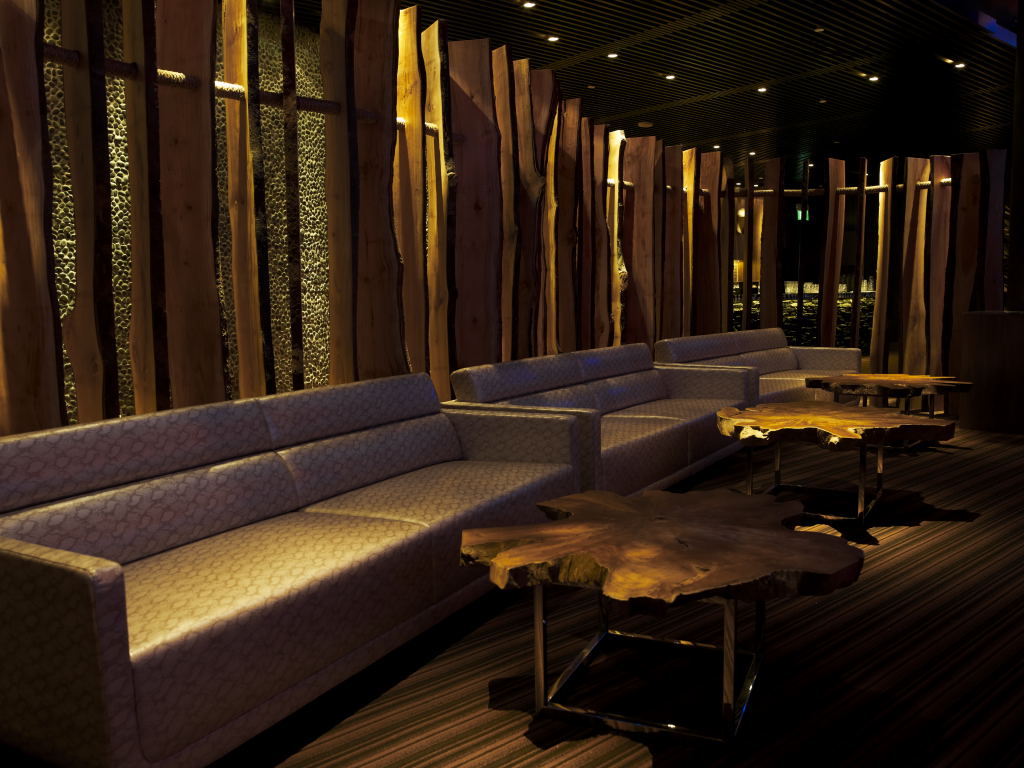 Tribes Luxury Waterfront Lounge With An Awesome Atmosphere