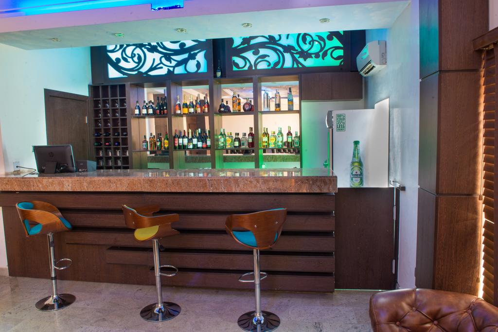 Paradise Bar Asaba