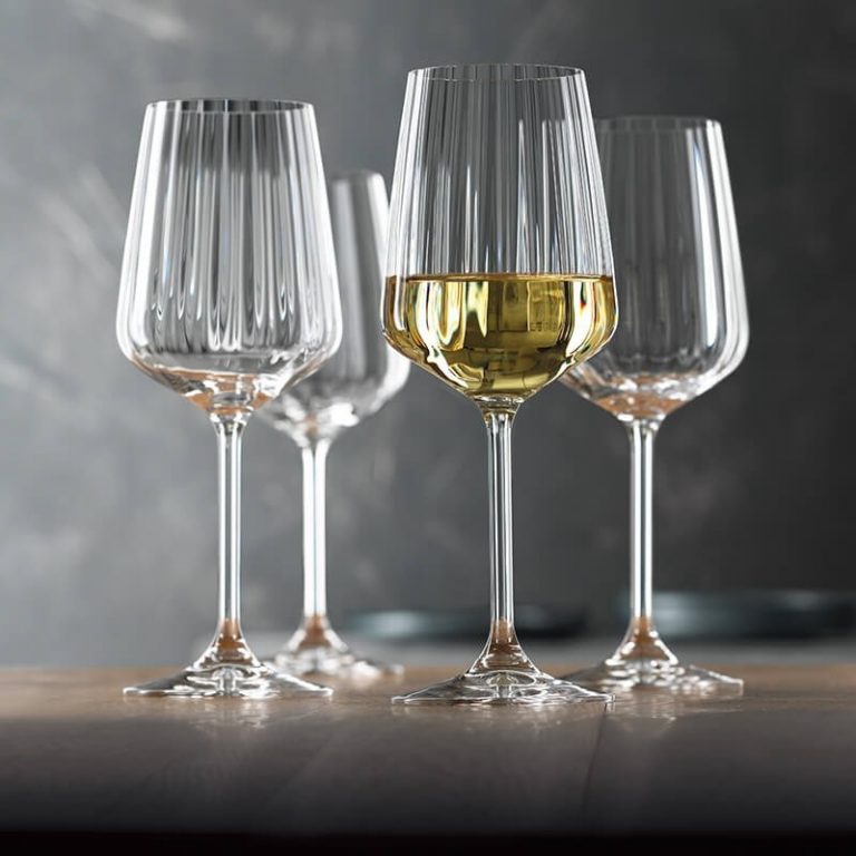 white-wine-glasses-see-why-they-are-u-shaped-nightlife-ng-hottest